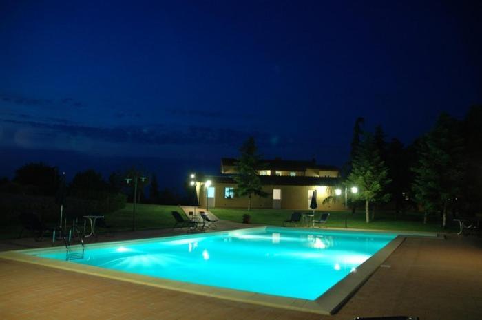 Agriturismo L'Imposto Pomarance Buitenkant foto