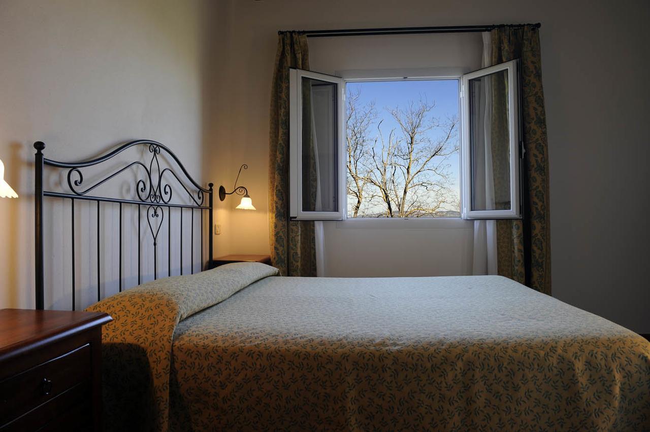 Agriturismo L'Imposto Pomarance Buitenkant foto
