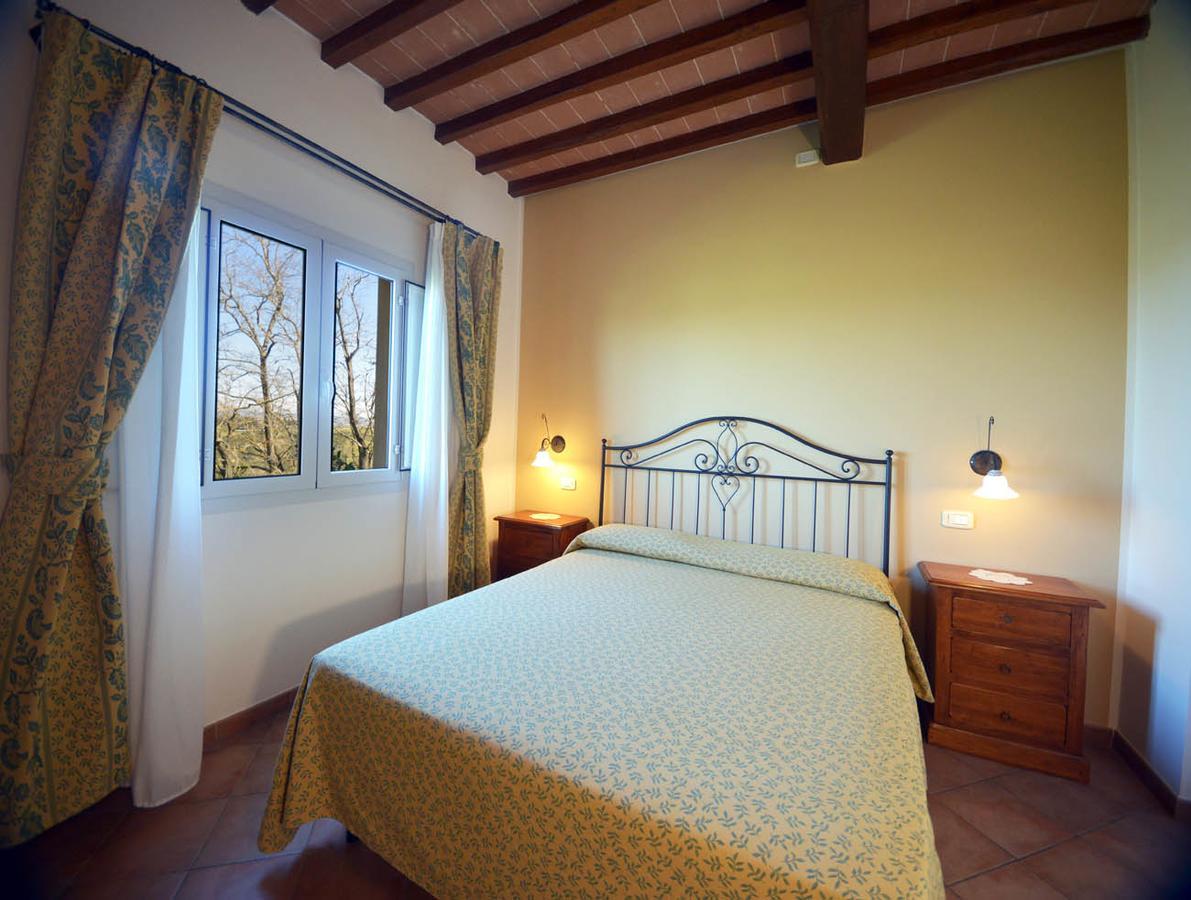 Agriturismo L'Imposto Pomarance Buitenkant foto